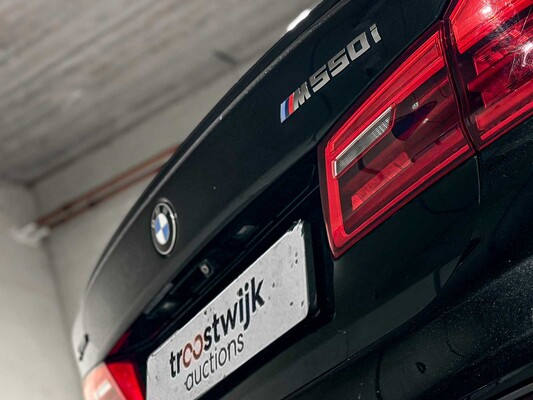 BMW M550i xDrive High Executive G30 462hp 2018 (Original-NL), RS-253-R