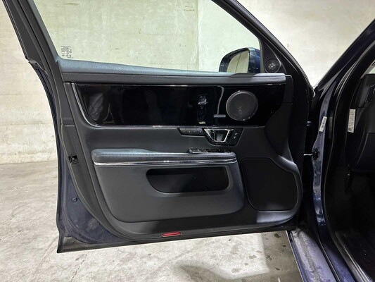 Jaguar XJ 3.0 D Premium Luxury 300hp 2016, RV-612-X