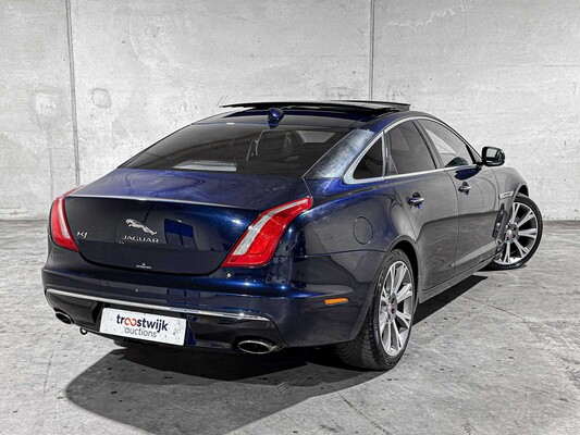 Jaguar XJ 3.0 D Premium Luxury 300hp 2016, RV-612-X