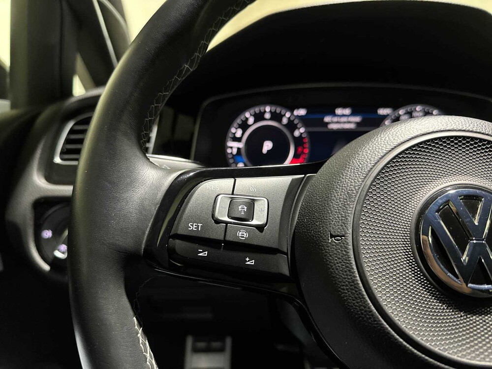 Volkswagen Golf R 7.5 2.0 TSI 4Motion DSG 350hp 2020, P-984-VZ