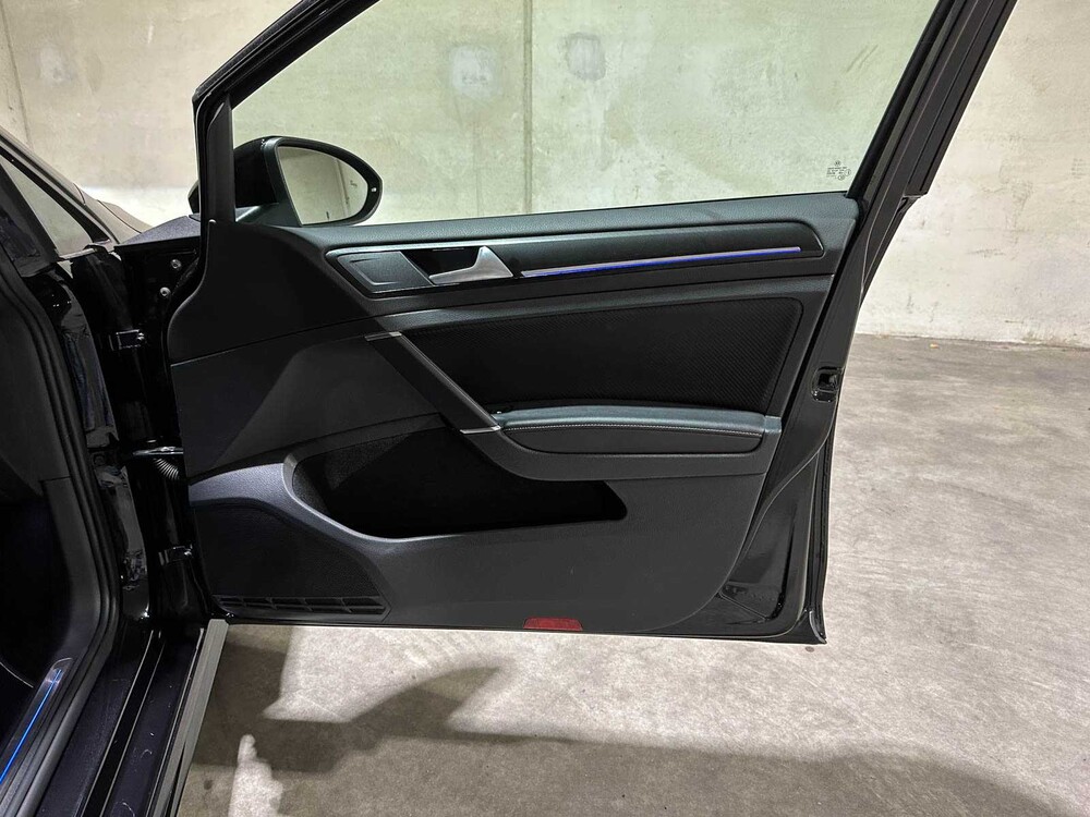 Volkswagen Golf R 7.5 2.0 TSI 4Motion DSG 350hp 2020, P-984-VZ