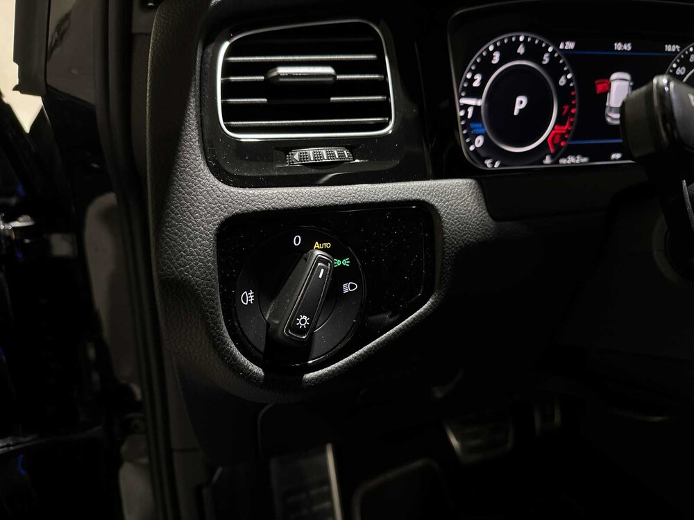 Volkswagen Golf R 7.5 2.0 TSI 4Motion DSG 350hp 2020, P-984-VZ