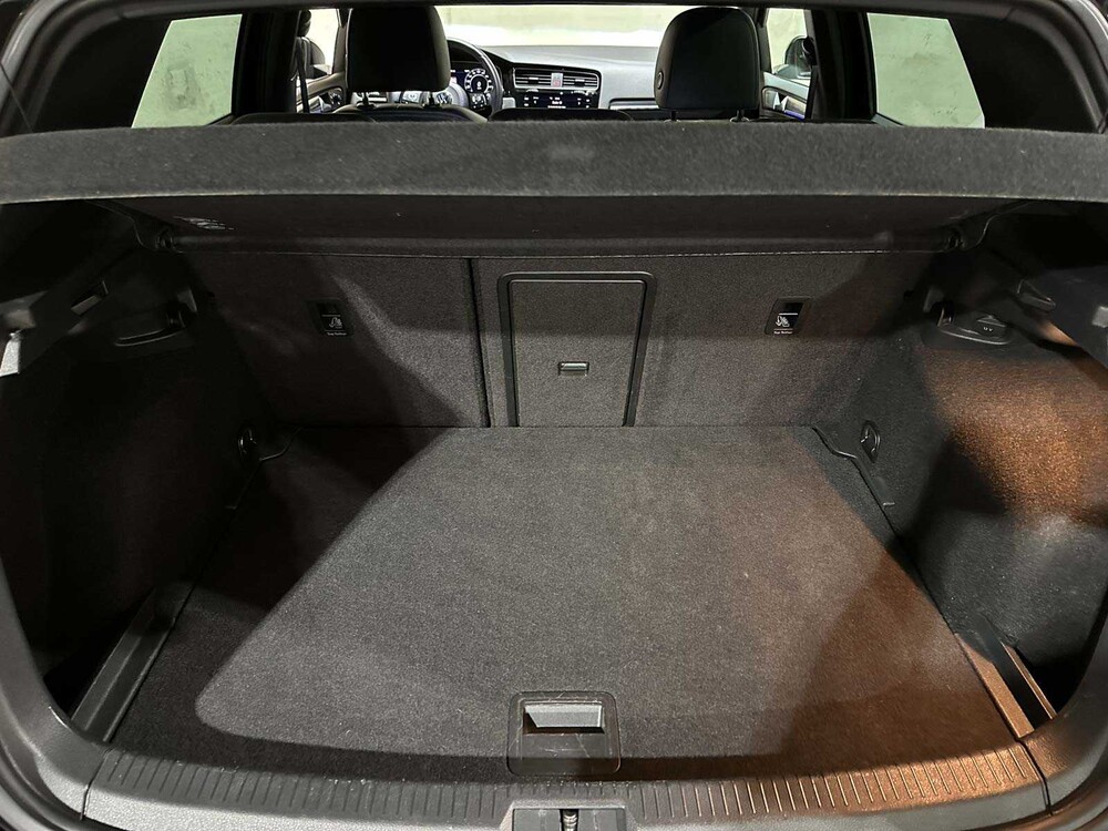 Volkswagen Golf R 7.5 2.0 TSI 4Motion DSG 350hp 2020, P-984-VZ