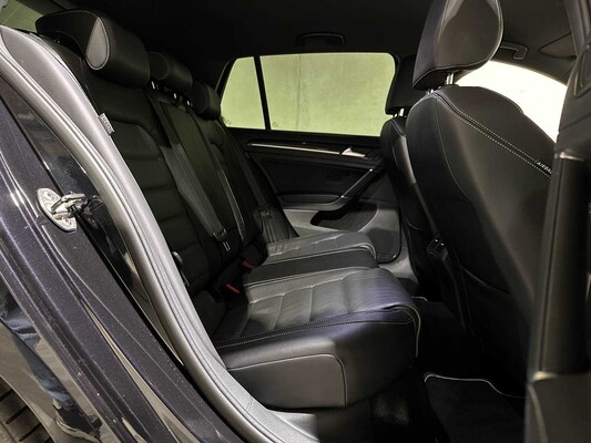 Volkswagen Golf R 7.5 2.0 TSI 4Motion DSG 350hp 2020, P-984-VZ