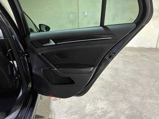 Volkswagen Golf R 7.5 2.0 TSI 4Motion DSG 350hp 2020, P-984-VZ