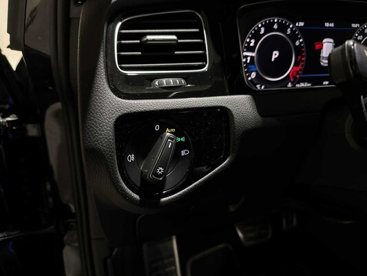 Volkswagen Golf R 7.5 2.0 TSI 4Motion DSG 350hp 2020, P-984-VZ