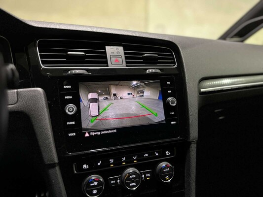 Volkswagen Golf R 7.5 2.0 TSI 4Motion DSG 350hp 2020, P-984-VZ