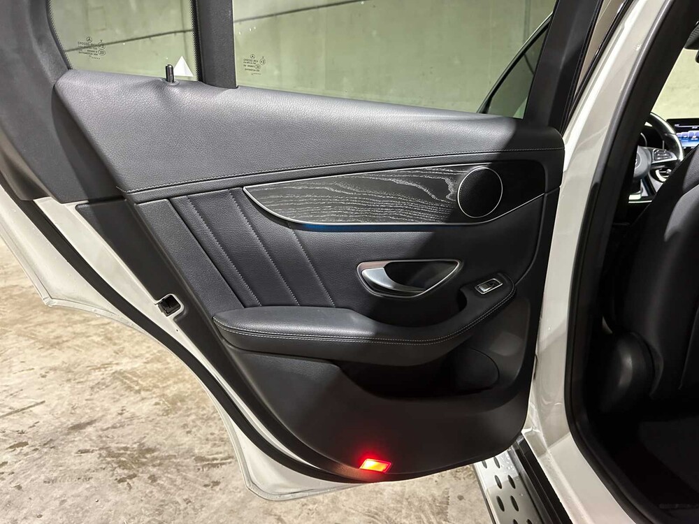 Mercedes-Benz GLC220d Coupé 4Matic Edition 1 GLC-class 170hp 2017, RZ-562-L