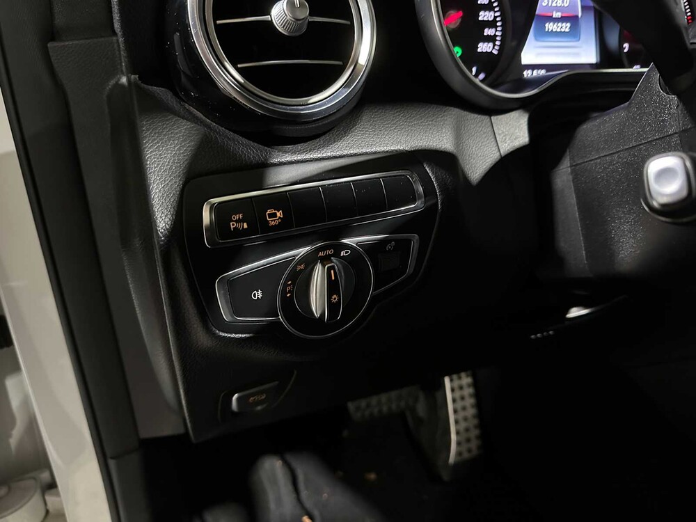 Mercedes-Benz GLC220d Coupé 4Matic Edition 1 GLC-class 170hp 2017, RZ-562-L