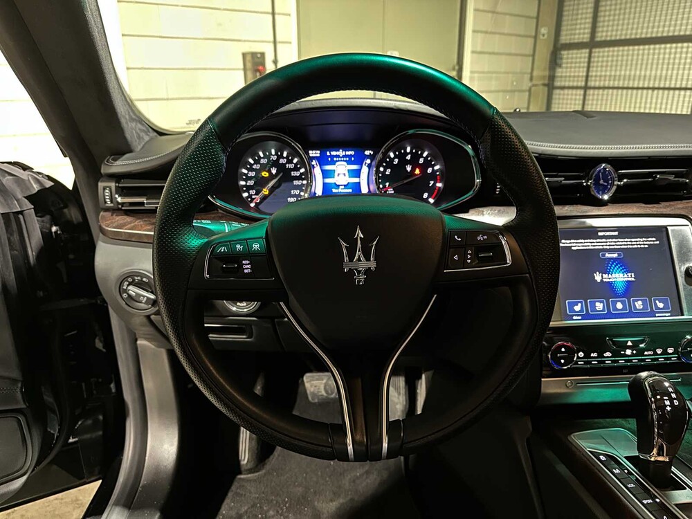 Maserati Quattroporte 3.0 V6 404hp 2014