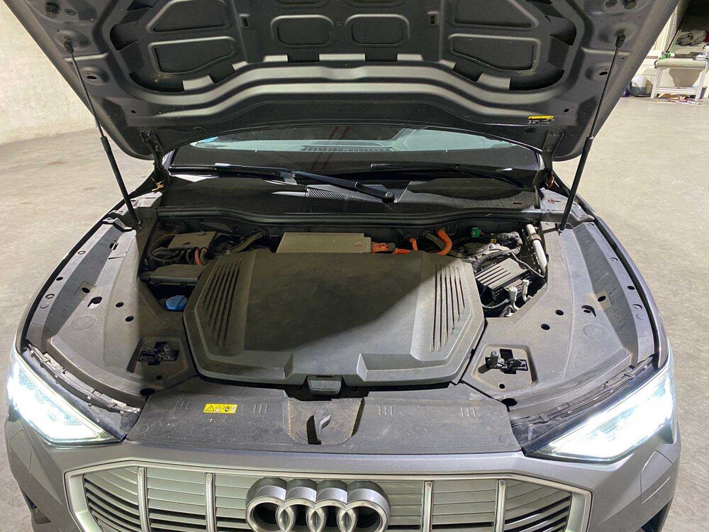 Audi e-tron 50 Quattro Launch Edition 71 kWh 313hp 2020 (Original-NL & 1st Owner), J-980-HF