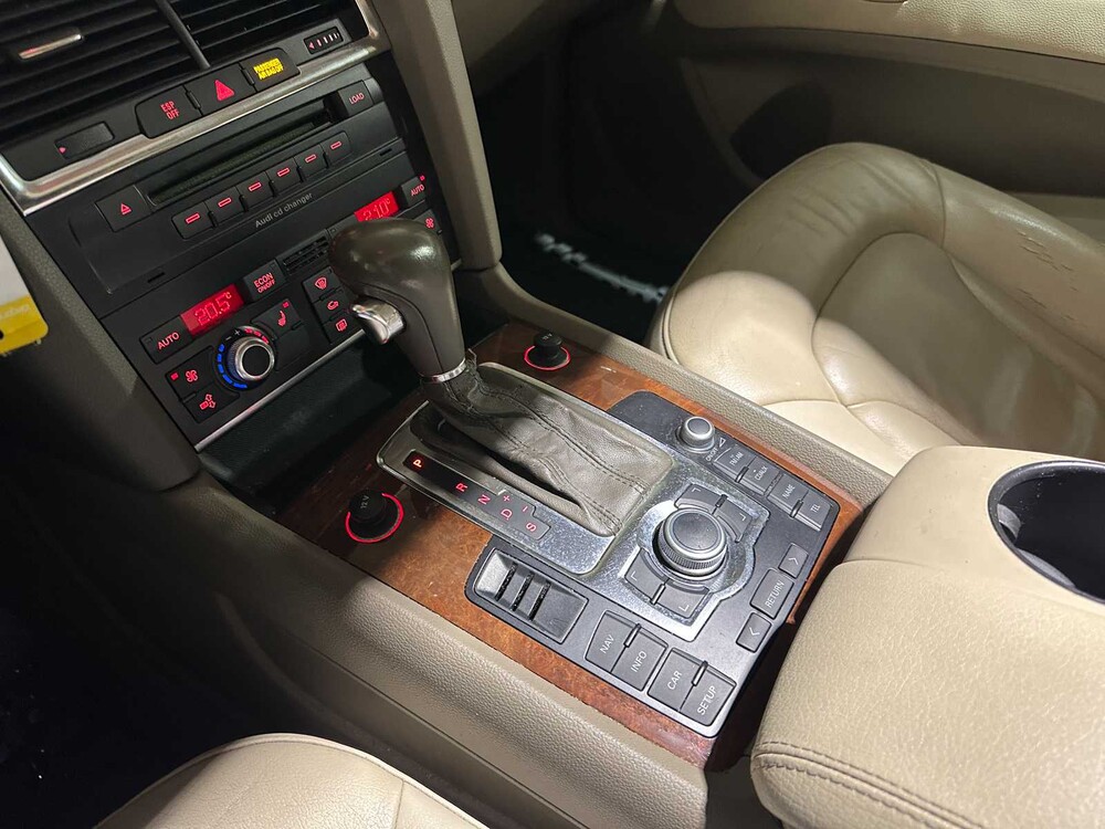 Audi Q7 3.6 FSI V6 Quattro 5+2 276HP 2008, 13-RNT-4 Youngtimer