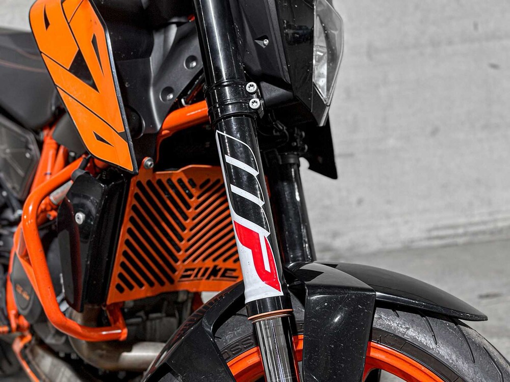 KTM 690 Duke R ABS 693cc 2017 -AKRAPOVIC-, 49-MV-LZ