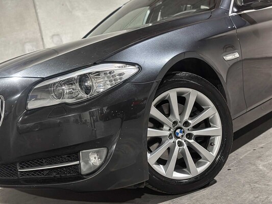 BMW 523i Touring High Executive 204hp 2010 5-series, 3-ZKF-44