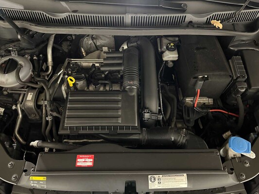 Volkswagen Touran 1.4 TSI Highline 7p 150hp 2016, JJ-339-N