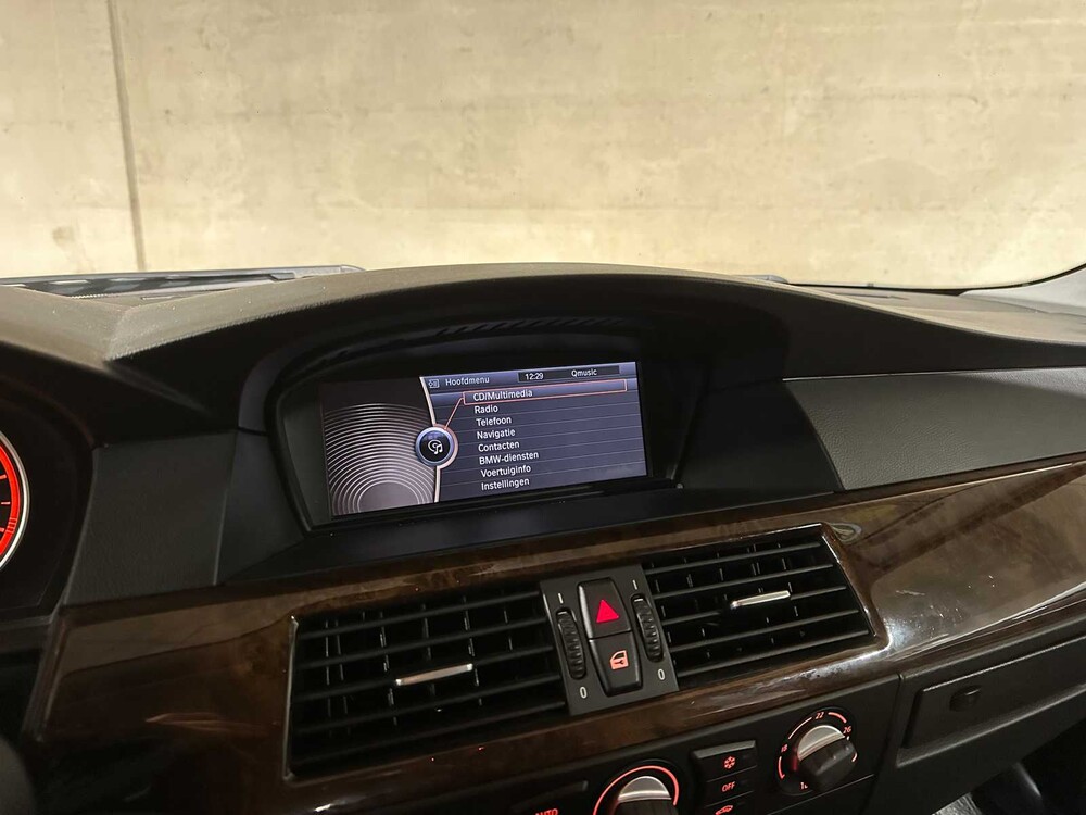 BMW 520i Touring Corporate Lease Business Line Edition I 163hp 2010 5-series , 68-KNS-5