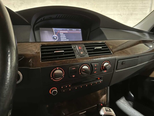 BMW 520i Touring Corporate Lease Business Line Edition I 163hp 2010 5-series , 68-KNS-5