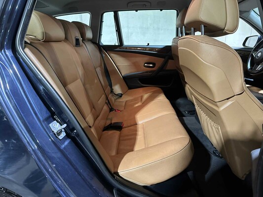 BMW 520i Touring Corporate Lease Business Line Edition I 163hp 2010 5-series , 68-KNS-5