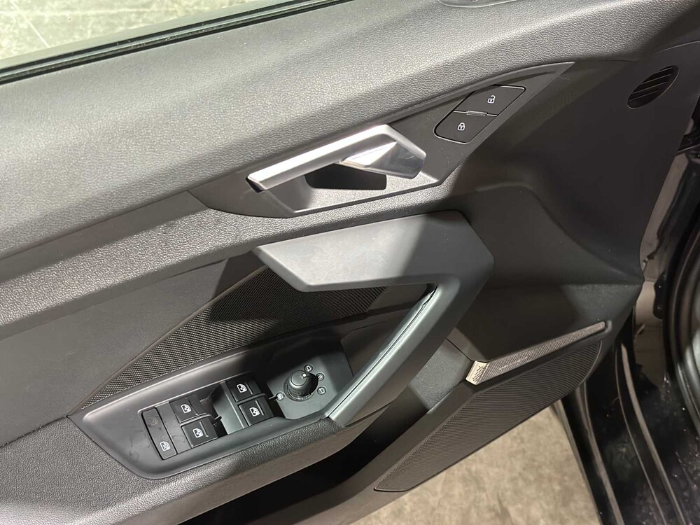 Audi A3 Sedan 30 TFSI S Edition 110hp 2021, Z-259-RT