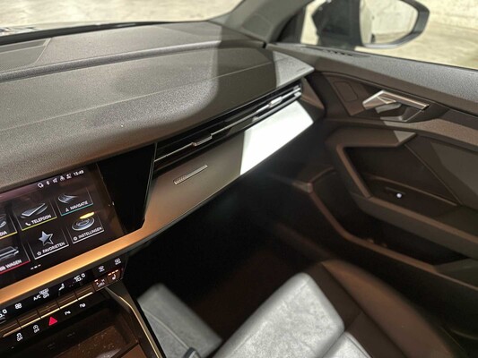 Audi A3 Sedan 30 TFSI S Edition 110hp 2021, Z-259-RT