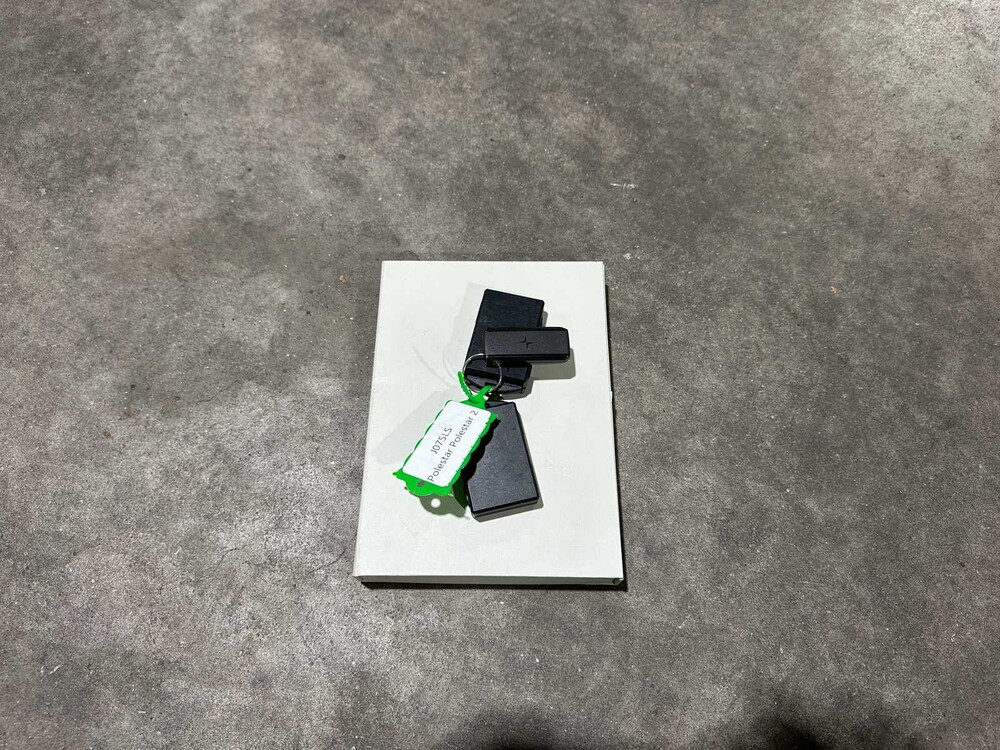 Polestar 2 Long Range Dual Motor Launch Edition 78kWh 408hp 2020 (Original-NL + 1st Owner) J-075-LS