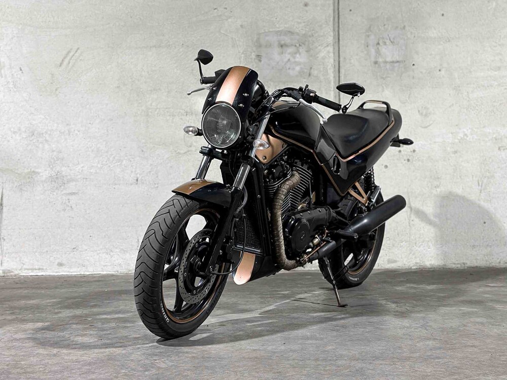 Suzuki VX800 Caferacer 805cc 1991 (Original-NL), MK-07-ZD