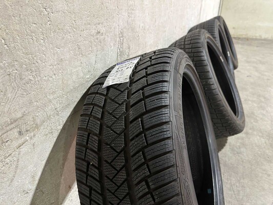 Polestar 2 Performance LRDM LaunchEd. 78kWh 408HP 2020, K-012-FR