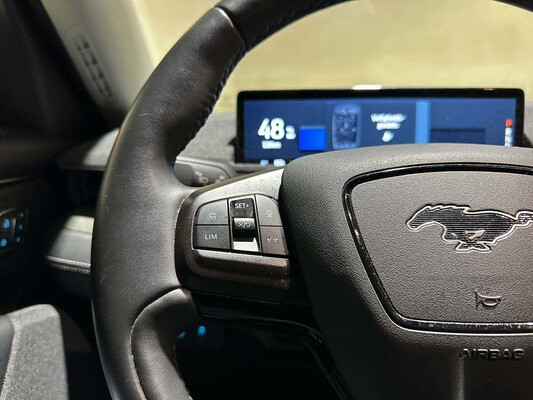 Ford Mustang Mach-E RWD 75 kWh 269 PS 2021 (Original-NL + 1. Besitzer), N-382-TV