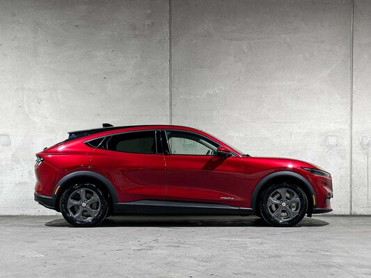 Ford Mustang Mach-E RWD 75 kWh 269 PS 2021 (Original-NL + 1. Besitzer), N-382-TV