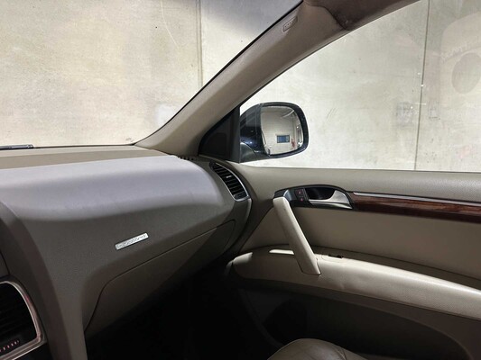 Audi Q7 3.6 FSI V6 Quattro 5+2 276 PS 2008, 13-RNT-4 Youngtimer