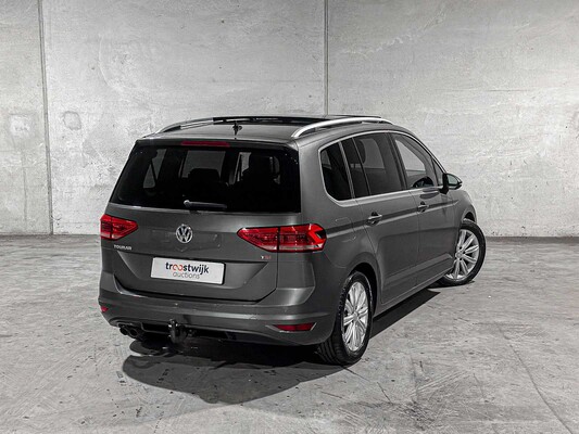 Volkswagen Touran 1.4 TSI Highline 7p 150 PS 2016, JJ-339-N
