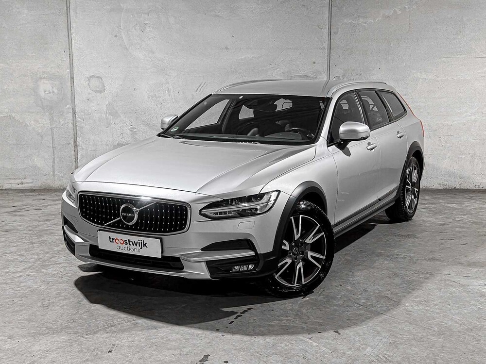 Volvo V90 Cross Country 2.0 T5 Pro 254 PS 2018, TT-858-K