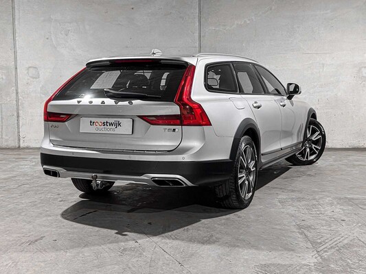 Volvo V90 Cross Country 2.0 T5 Pro 254 PS 2018, TT-858-K