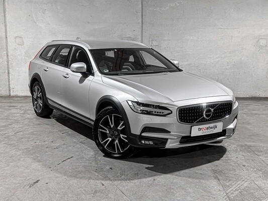 Volvo V90 Cross Country 2.0 T5 Pro 254 PS 2018, TT-858-K