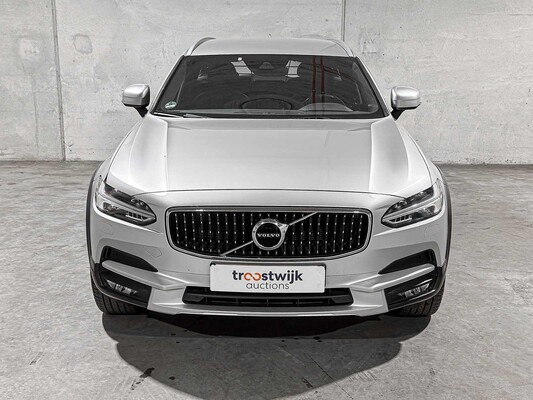 Volvo V90 Cross Country 2.0 T5 Pro 254 PS 2018, TT-858-K
