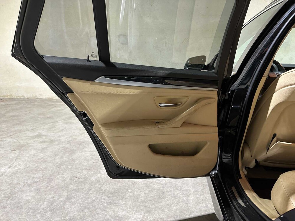 BMW 523i Touring High Executive 204 PS 2010 5er F11, L-790-VL
