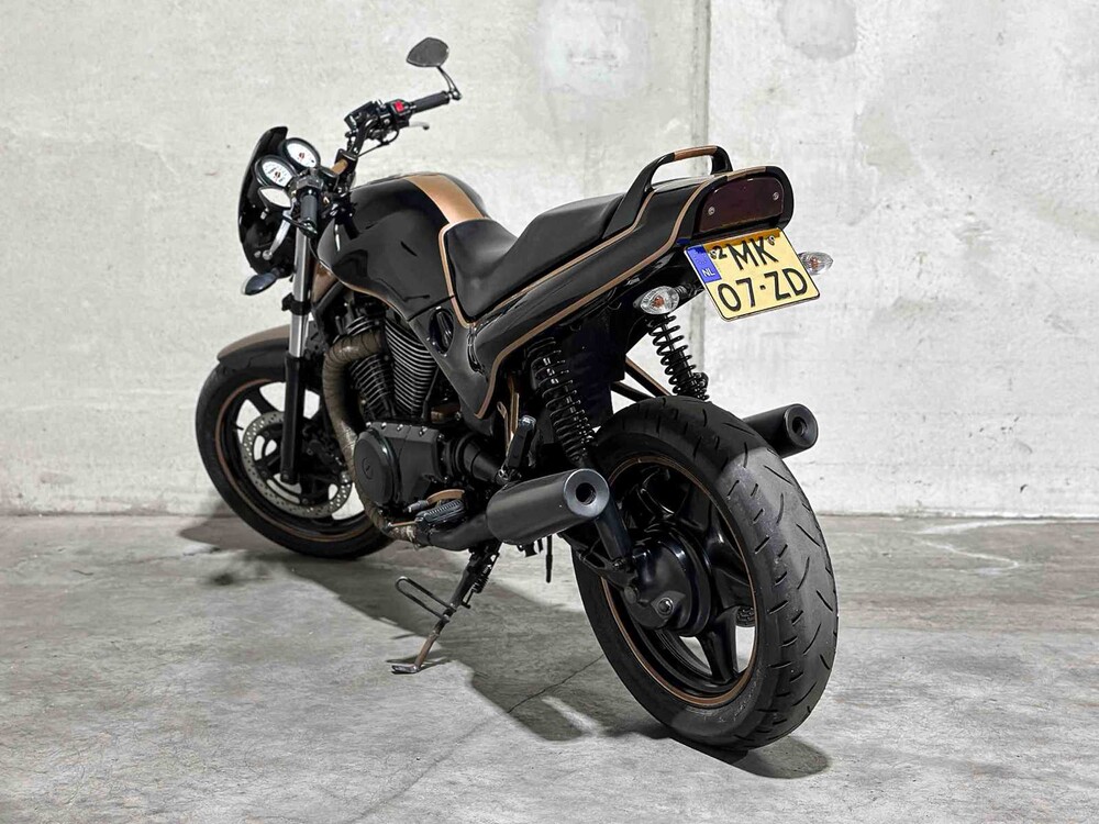 Suzuki VX800 Caferacer 805cc 1991 (Original-NL), MK-07-ZD
