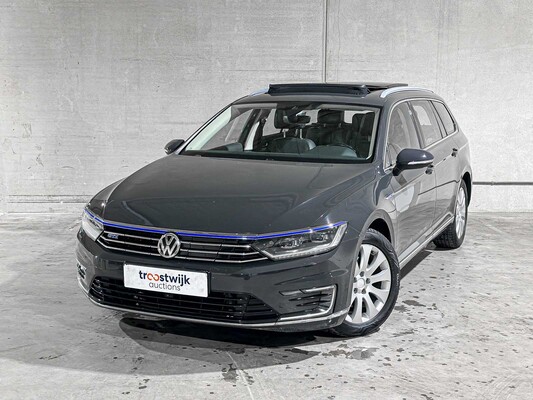 Volkswagen Passat Variant 1.4 TSI GTE 218PS 2016, TT-887-T