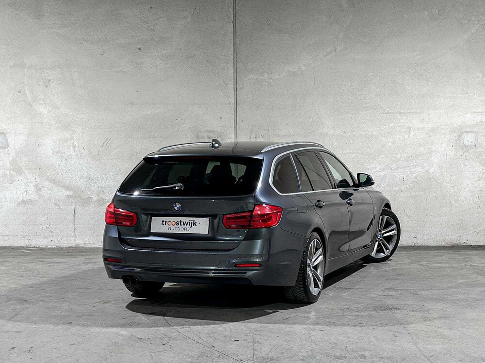 BMW 320d EDE Luxury 163 PS 2015 (Original-NL) 3er Touring F31, HG-460-P