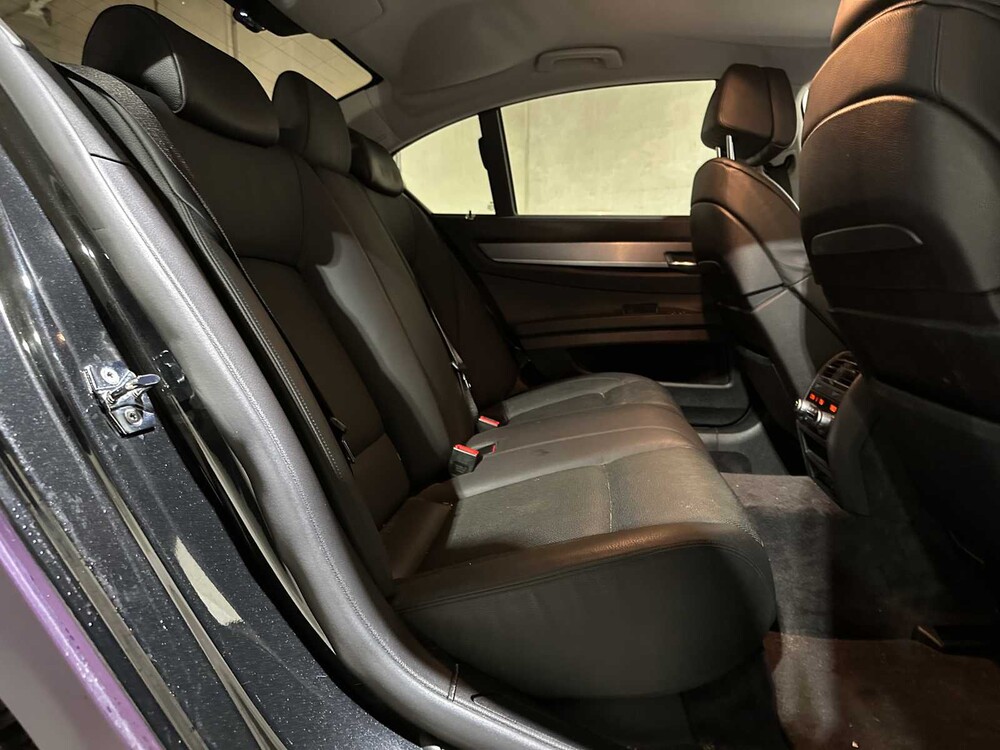 BMW 750i 4.4 V8 409pk 2009 F01 7-serie, GSV-72-V Youngtimer