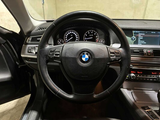 BMW 750i 4.4 V8 409pk 2009 F01 7-serie, GSV-72-V Youngtimer