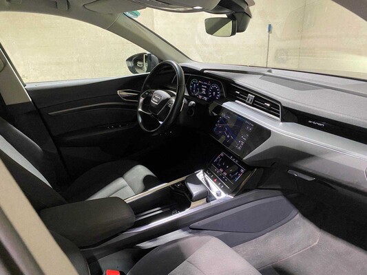 Audi e-tron 50 Quattro Launch Edition 71 kWh 313 PS 2020 (Original-NL & 1. Besitzer), J-980-HF