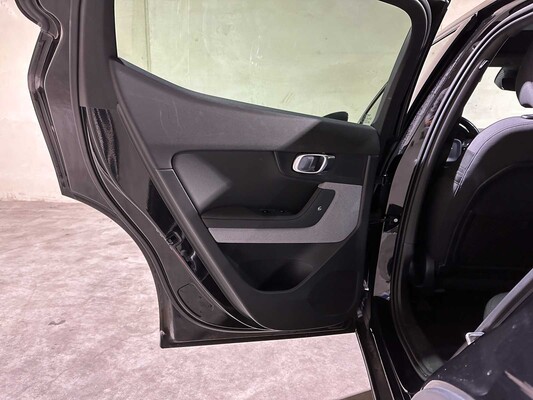 Polestar 2 Long Range Dual Motor Launch Edition 78 kWh 408 PS 2020 (Original-NL + 1. Besitzer) J-075-LS