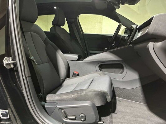 Polestar 2 Long Range Dual Motor Launch Edition 78 kWh 408 PS 2020 (Original-NL + 1. Besitzer) J-075-LS