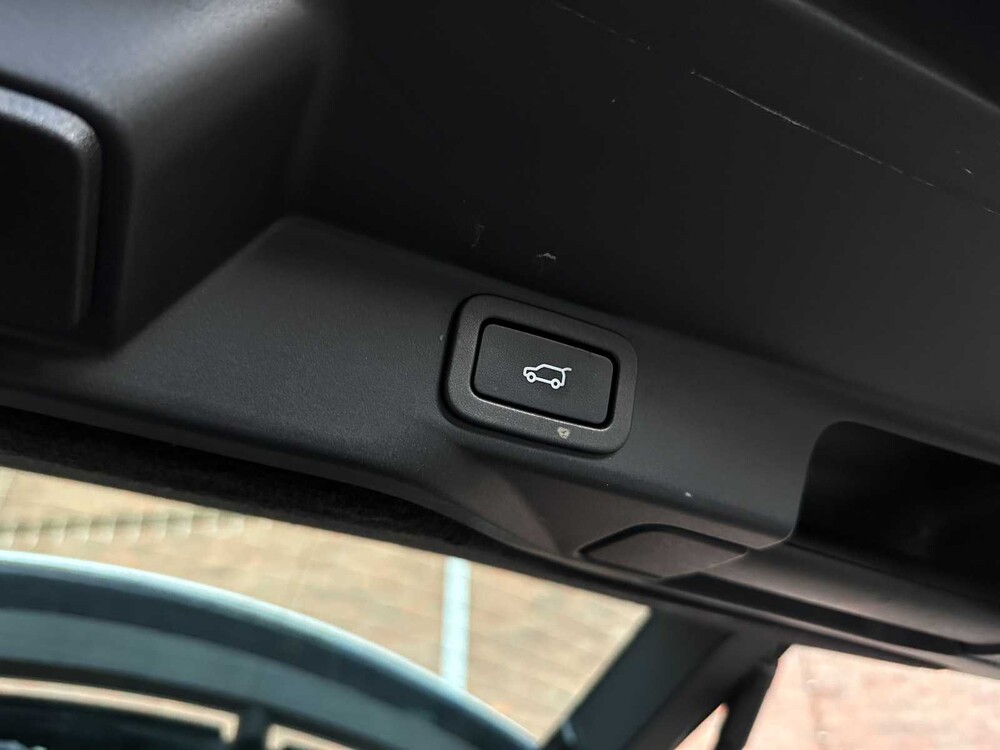 Land Rover Range Rover Sport P400e HSE Dynamic Stealth 404pk 2020 (Origineel-NL) Plug-In Hybrid, J-656-LL