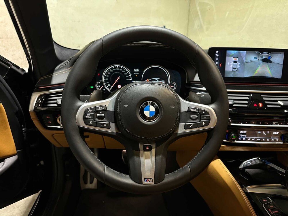 BMW M550i xDrive High Executive G30 462pk 2018 (Origineel-NL), RS-253-R