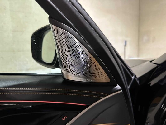 BMW M550i xDrive High Executive G30 462pk 2018 (Origineel-NL), RS-253-R