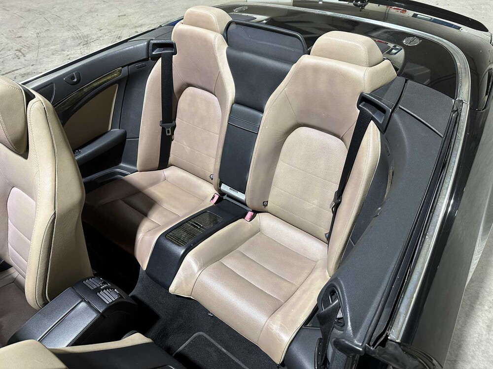 Mercedes-Benz E550 AMG Cabriolet Elegance 5.5 V8 387pk 2011 E-Klasse, NL-962-T