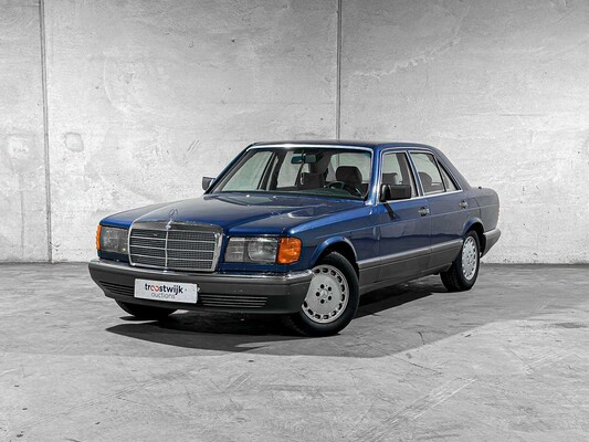 Luxury, sports and classic cars te Tiel