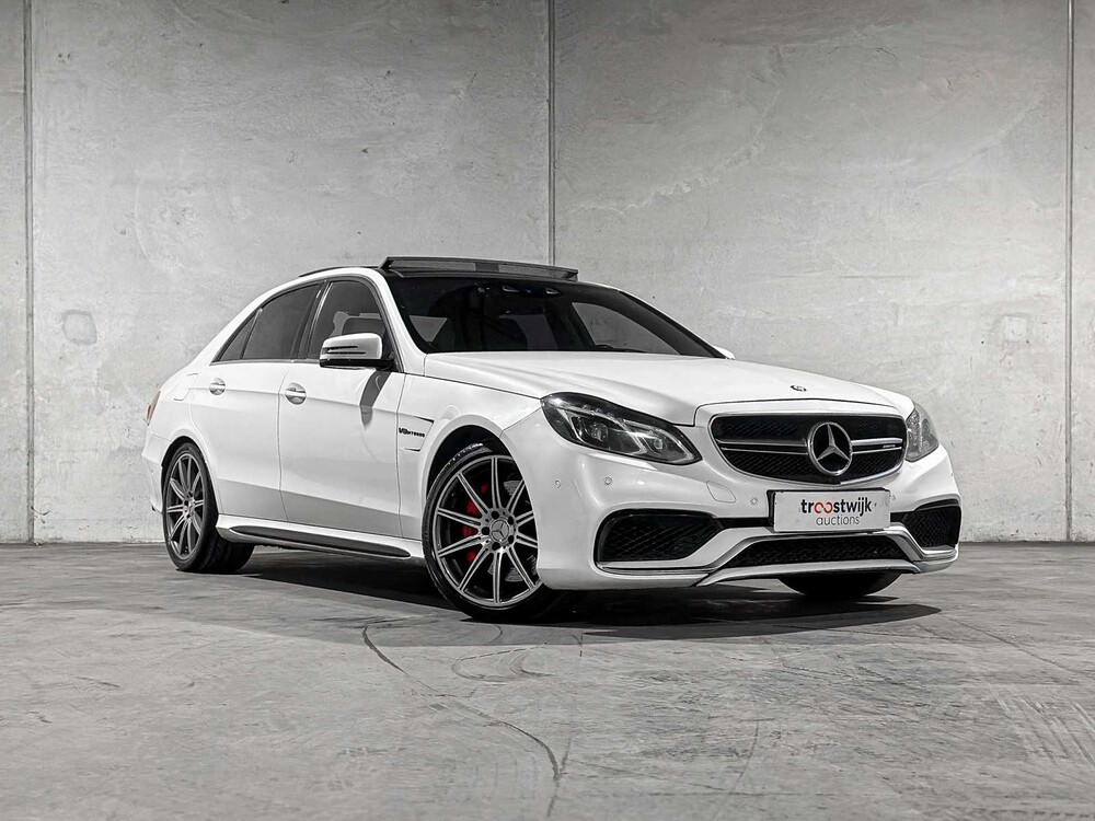 Mercedes-Benz E63 AMG 5.5 V8 557pk 2015 E-klasse, HZJ-36-D